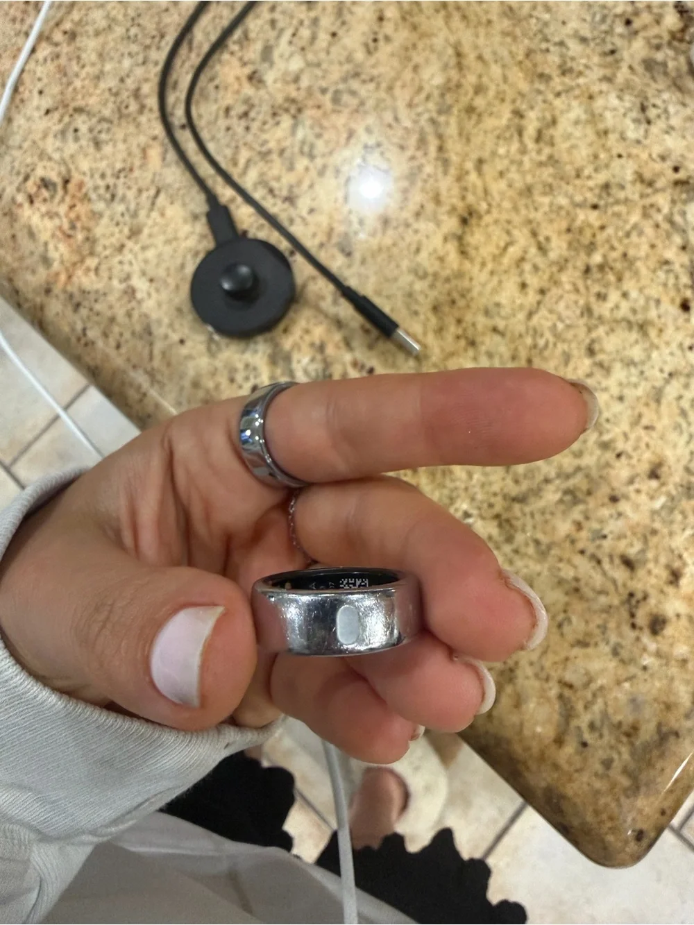 Oura Black Charging Dock with Cable